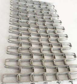 รังผึ้ง Great Wall สแตนเลสตาข่ายโลหะเข็มขัดลาก Grass Protector Mat