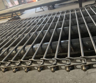 สายพานลำเลียงเหล็กกล้าไร้สนิม SS201 แบบคู่สมดุล MS Wire Mesh