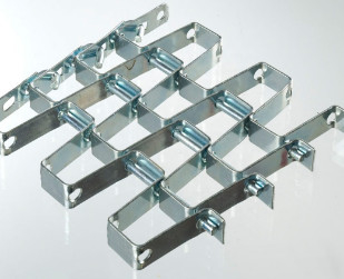 สแตนเลส Enrober คุกกี้เค้กสายพานลำเลียงลวดตาข่าย Chain
